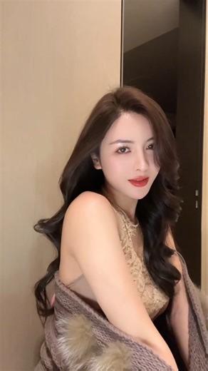 Chinese Beautiful Girl on Instagram: "Beautiful Chinese Girl Tight Dress Outfit 🥵🔥 #fashion #cute #streetphotography #chinesegirl #streetstyle #beautiful #dancechallenge #tiktokviral #douyin #rassiangirls🇷🇺 #douyin #streetfashion #outfits #shorts #bhabhi Douyin Beautiful Chinese Girl Street Fashion outfit style #douyin #streetfashion #outfits #shorts #desibhabhi chinese street fashion, mejores street fashion, chinese fashion tiktok, beautiful street fashion outfits style, asian street fashio