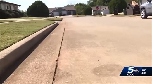 ‼️MOORE CHILD ABUSE CASE: What appeared to be a child lost on the streets of Moore ended up being something much more sinister and led to police arresting the 6-year-old's parents. ⬇️ https://koco.com/article/moore-child-abuse-parents-arrested-neighbors-help/68137446 | Meghan Mosley KOCO