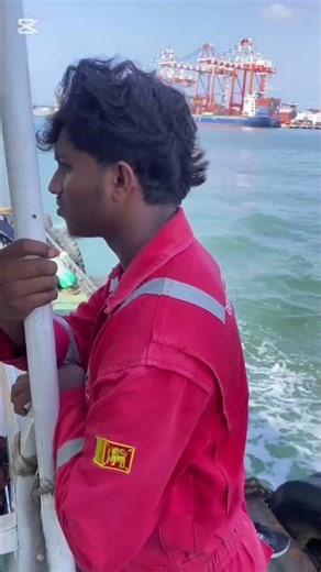 නැවු හදන එකත් ආතල් 😁😱/ Commercial Diving / #commercialdiving #marineservices #diving