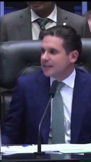 Brazilian Chamber approves bill that reduces sentences for those convicted under Law 8/1, which c...