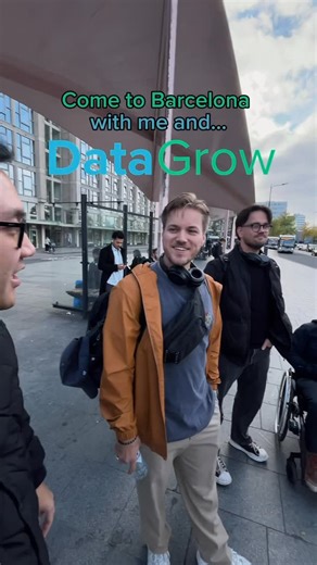 @datagrow.utrecht on Instagram: "Met je collega’s in het buitenland?! 😮 Het jaarlijkse 3.0 uitje! Elk jaar gaan wij naar een buitenlandse bestemming om tijd door te brengen voor onze nieuwe strategie én om onze collegialiteit te vieren 🥳 Waar waren we dit jaar? Nou kijk zelf maar! 👀"