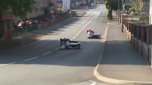 Watch This Sidecar Action As The Crowes And Founds/Walmsley Battle It Out Through Ramsey 😯 #TTRaceFans 🇮🇲 | Isle Of Man TT Race Fans