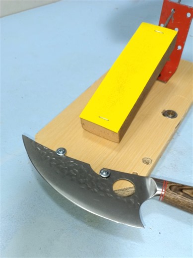 Brilliant Method to Build a DIY Knife Sharpener at Home. Turn Scrap Parts into a Razor-Sharp Knife Grinder #diy #tools #idea #knife #tipsandtricks