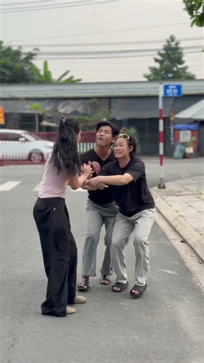 Two Harassers Shut Down | MUSCLE MAN | #namphuong #muscleman #funny #shorts #hero #kindness