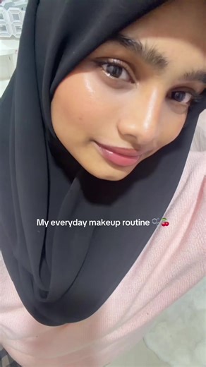 Hi guys here is the requested makeup routine, this is my everyday makeup tutorial i had so fun editing this video hope u guys like it 🤗🤍 #softglam #makeuptutorial