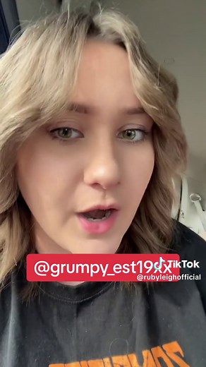 HEY GUYS!! Go add my sister @Sandra Pearson for some very EXCITING content to come that will onlt be posted there! I AM STILL GOING TO POST ON HERE!!! BUT very exciting stuff to come on my sisters page!