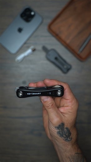 UNBOXING | KeySmart iPro ▪️Experience the epitome of key management 🗝 Elevate your #EDC with style. - - - #KeySmart #KeySmartiPro #EverydayCarry #PocketDump #KeyOrganizer #KeyChain #AmazonFinds #Tech #Lifestyle #Reels #Trending | KeySmart