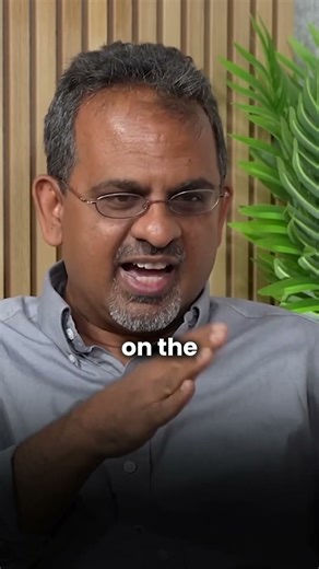 Scientists try to define free will as the same as quantum randomness.