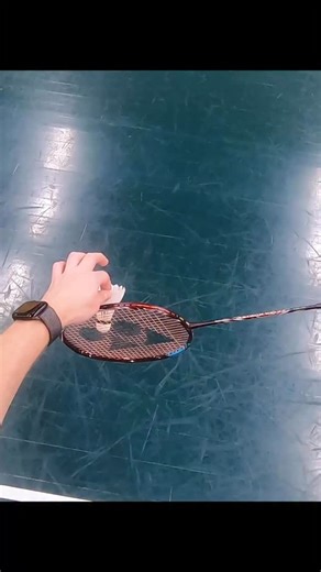 Flick Serve secret for a correct angle👌🏻🔥🏸 #badminton #badmintonlovers #badmintonlife #bulutangkis #badmintontraining | Badminton Famly