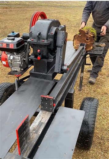 Редукторний дровокол за 55 000 грн