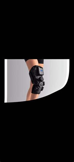 🔥 Now Available at Studio Restore — The New Hyperice Knee Elite! 🔥 If you’ve been dealing with sore knees, stiffness, or post-workout aches, you’re going to love this! The Hyperice Knee Elite is designed to help reduce inflammation, improve circulation, and speed up recovery using dynamic air compression and heat therapy — all in one powerful session. Whether you’re an athlete, recovering from an injury, or simply want to move with less discomfort, this targeted treatment works by: 💨 Increasi