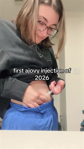 went full send this month, also desperately need to give my tummy a break, but it is my fav site #ajovy #migraine #injection #chronicillness