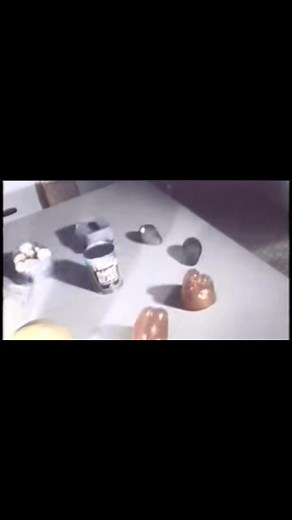 Robyn Rowan Hitchcock (born 3 March 1953) is an English singer-songwriter and guitarist. While primarily a vocalist and guitarist, he also plays harmonica, piano, and bass guitar. After leading the Soft Boys in the late 1970s and releasing the influential Underwater Moonlight with them in June 1980,[1] Hitchcock launched a prolific solo career. | Kevin Wilson | Facebook