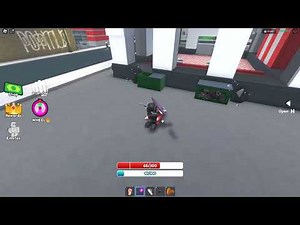 beating teamers with a pink stop sign roblox baddies