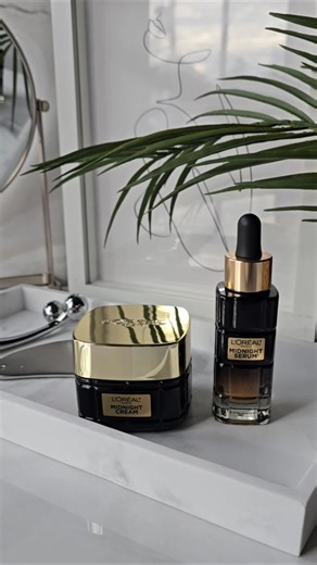 VANESSA LARCHE on Instagram: "#lorealpartner Give the beauty lover in your life the ultimate gift or treat yourself to a little midnight luxury. The @lorealparis Age Perfect Midnight Ritual is all about a radiant, rejuvenated look… without the luxury price tag. #matureskin #nighttimeroutine"