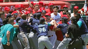 Punches thrown in mass MLB brawl between Los Angeles Angels and Seattle Mariners