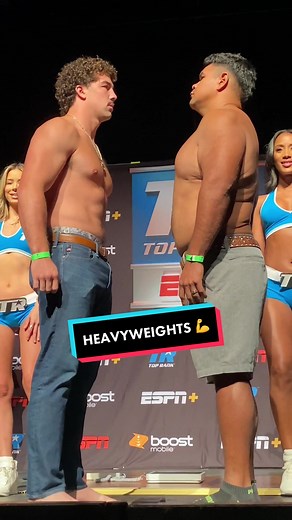Heavyweights ready to steal the show 👀 #faceoff #richardtorrez #boxing