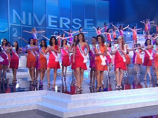 Rewatch the first moments from the 2004 Miss Universe competition! ✨ | Miss Universe