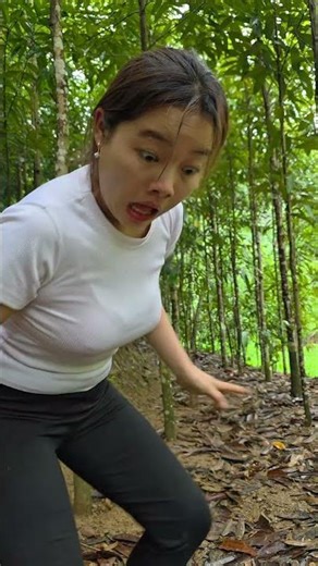 A zombie snatched her mango😱👻 #survival #bushcraft #camping