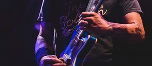 Super Light Electric Guitar Strings: In Defense of 9s