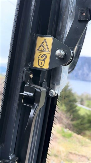 R10 ECO Series – Cabin & Controls Overview #Shorts