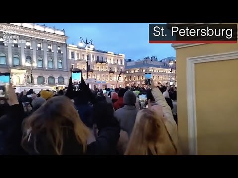 Moments from the first day of the war in Ukraine