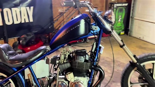 That HONDA-Davidson CB750 chopper #motorcycle #choppers #chopperlife #custombike #honda