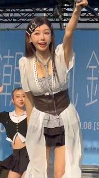 李雅英 哇塞 /潮風鈴黃花瘋音樂市集 （蔡德國先生提供授權）