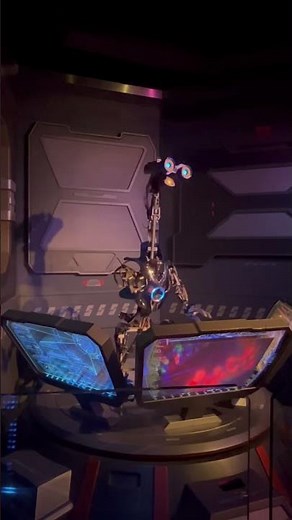 Disneyland Star Tours