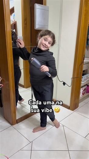Cada uma na sua vibe 🤣 link do modelador: https://dada.link/mKJZtu: #youtubeshorts #shosts