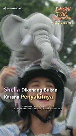 Shella bukan sekadar sosok yang melawan kanker, tapi perempuan yang mengajarkan arti kuat, sabar, dan mencintai hidup meski penuh luka. ✨ Sampai Titik Terakhirmu ✨ Kisah Nyata Albi & Shella: Saat Kanker Datang, Cinta Tetap Bertahan Tayang 13 November 2025 di bioskop‼️ #SampaiTitikTerakhirmu #STTM #FilmSampaiTitikTerakhirmu #LytoPictures #Kesetiaan #Kehilangan #ShellaSelpi #AlbiDwizky #AlbiShella | LYTO Pictures