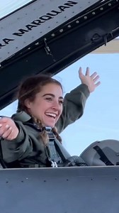 The Amazing Action of American Female F-16 Pilots in the Air #womenpilot #womenmilitary #pilot #usaf #femalepilot #f18 #f16 #f35 #f15 #military #aviationlovers #fighter #avgeek #bestchallenge #beautybloggers #goodvibes #goodtimes #foryou #foryoupage #reelsviralvideo #usa #usareels #viralreelsfacebook #viralvideoreels #viralposts | Tierra Military