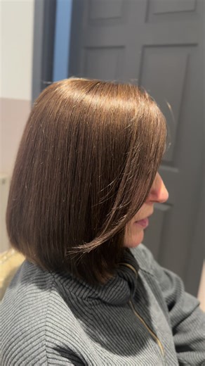 A moment for the new bob ✌🏼 bespoke extension service to create a natural shape , note this IS NOT a wig ♥️ #newhair #hairtok #extensions #stylist #fy