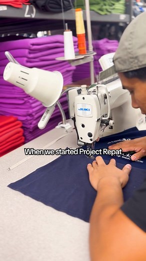 48K views · 3.8K reactions | Did you know you could turn old t-shirts into a cozy, sentimental quilt?  It's the perfect way to preserve memories or give as a gift for birthdays, anniversaries, graduations and more  Project Repat is the #1 most trusted source for high-quality t-shirt blankets, all made in the USA. Sign up today to save 25% on your first quilt! | Project Repat | Facebook