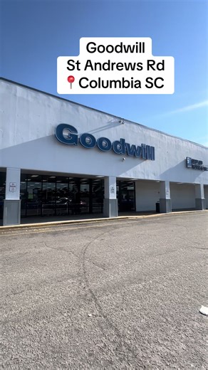 Goodwill Columbia, SC #thrift #vintage | thrift