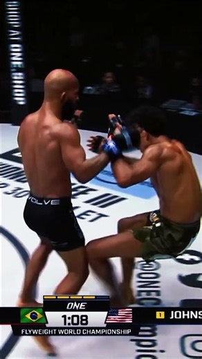 Cleanest combo in UFC history 🤯