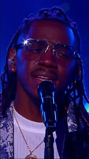 Chris Blue - Silent Night #Gaither #Hymns #Christmas #Gospel #Shorts - Gaither Music