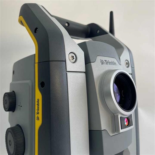 プロの楽器Trimble S7 Autolock 1
