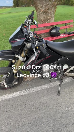 Suzuki DRZ 400SM Leovince X3 Exhaust Sound