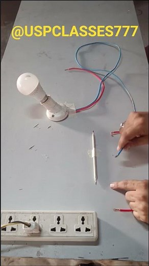 Graphite is not 🚫 a good conductor? 🤔 #physicsshorts #ncertphysics #education #ytshorts #trending #1