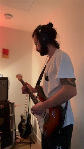 Easy but Powerful Tone with Line6 MM4 & WalrusAudio #shortvideo #guitar #guitarsolo #pedalboard