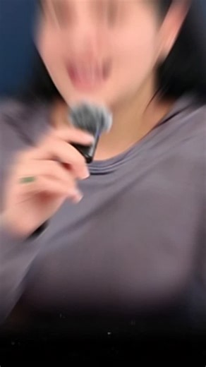 Nurse Pulse by Hitika on Instagram: "Understanding abnormal posturing is crucial! ➡️ Decorticate posture: arms flexed towards the core, palms upward, legs extended with internal rotation. ➡️ Decerebrate posture: arms extended away from the core, palms facing downward, legs straight with plantar flexion. Both indicate severe brain injury and possible herniation — but decerebrate is even more dangerous. 🚨 Stay tuned with Nurse Pulse for more high-yield nursing concepts! 💡 #NursingKnowledge #Neur