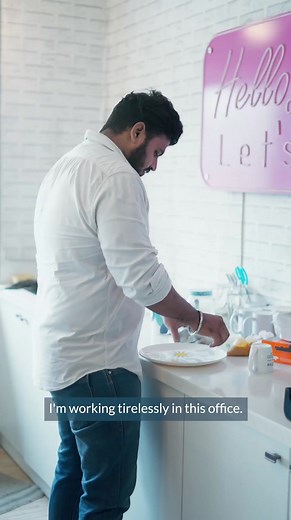 21K views · 266 reactions | On the table vs At the table | Differences English Partner Course பற்றிய விவரங்களுக்கு https://wa.link/gzr7nk +919360540960 . . . #englishpartner #on #at #learnwithep | English Partner | Facebook