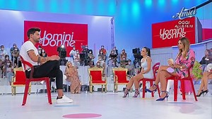 Mercoledì 28 settembre - Uomini e donne Le puntate | Witty TV