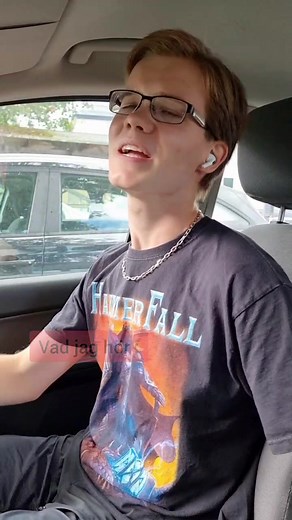 HammerFall Live i Finspång: En Musikupplevelse!