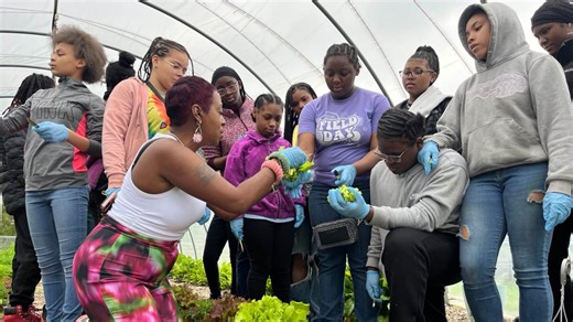Toledo students cultivate future skills through Urban Agriculture program
