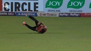 3.8M views · 43K reactions | Left  Right Right  Left Confused? 樂 That's what Kamindu Mendis causes in the minds of batters  Updates ▶ https://bit.ly/TATAIPL-2025-15 #TATAIPL | #KKRvSRH | SunRisers Hyderabad | IPL - Indian Premier League | Facebook