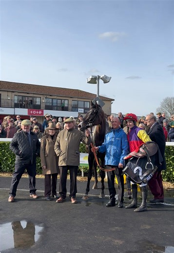 Kingwell Hurdle 2026🏆 Alexei owned by Brocade Racing, trained by Joe Tizzard and ridden by Brendan Powell. #wincantonracecourse #wincantonraces #horseracing #raceday #racing
