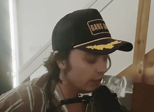 Tennessee Jet Drops New “Anti-Woke” Anthem, “2 2” | Whiskey Riff