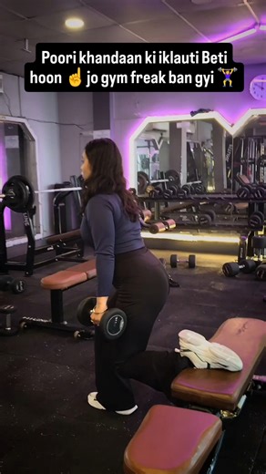 Logo ka toh kaam hai bolna 🥱#gym #gymlife #workout #funny #memes #motivation #shortsfeed #gymgirls